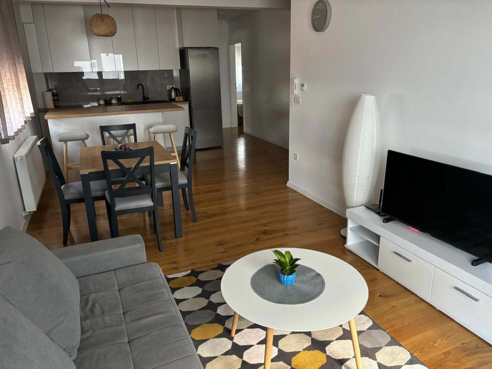 Novoureden Stan Apartment Велика Горица Екстериор снимка